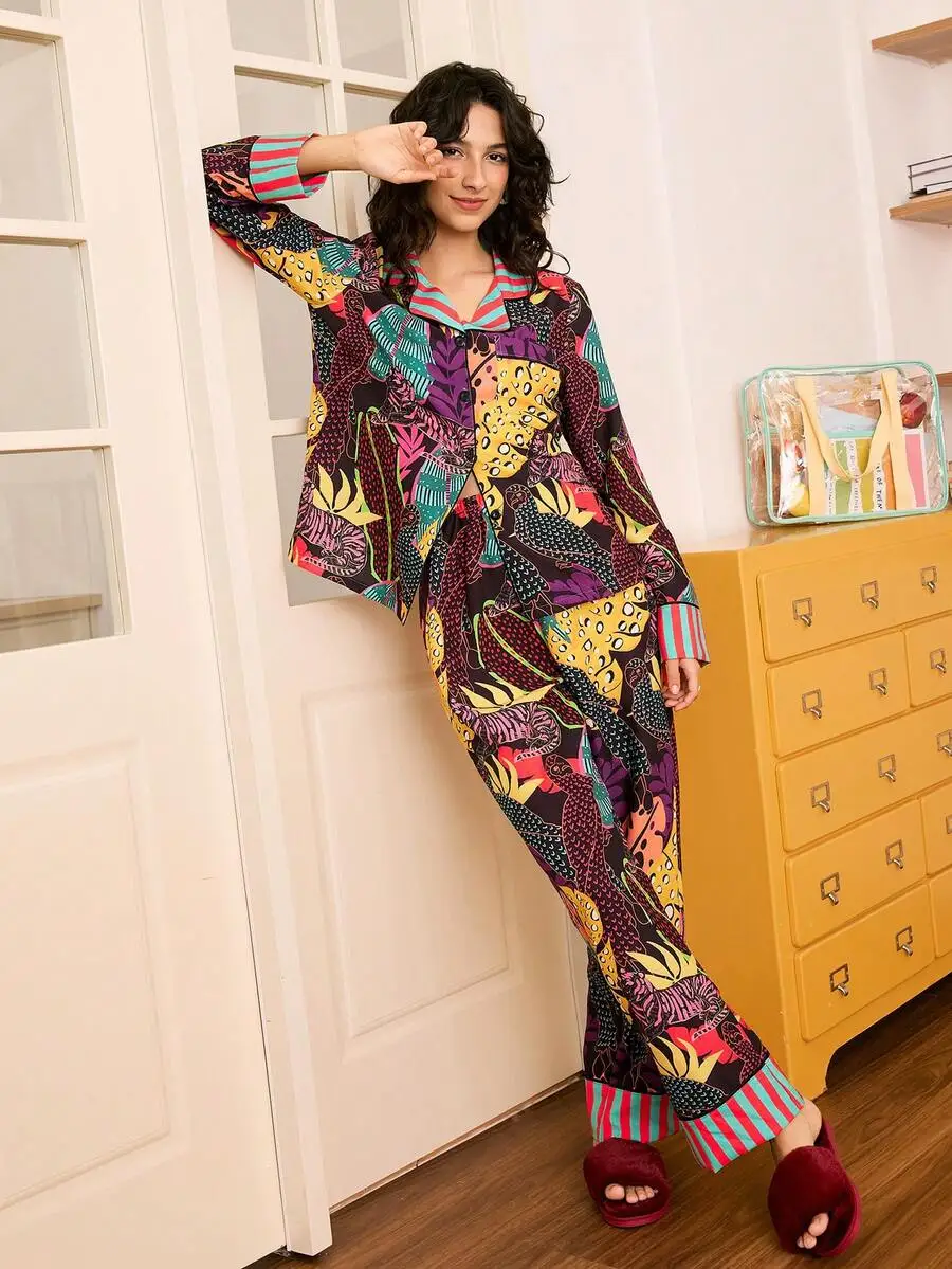 Womens Long Sleeve Lapel Woven Pajama Set With Multicolor Print And Striped Cuffs
Womens Long Sleeve Lapel Woven Pajama Set With Multicolor Print And Striped Cuffs
