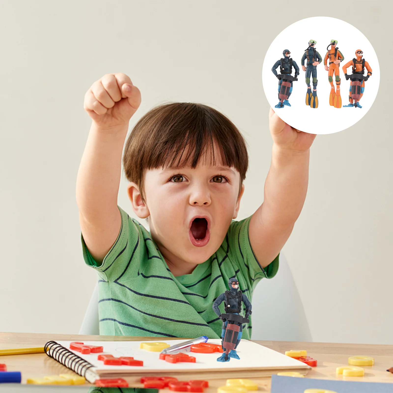 4 Pcs Diver Models PVC Material Lightweight Waterproof Decorations Educational Tools Diving Scene Puzzle Toys
4 Pcs Diver Models PVC Material Lightweight Waterproof Decorations Educational Tools Diving Scene Puzzle Toys