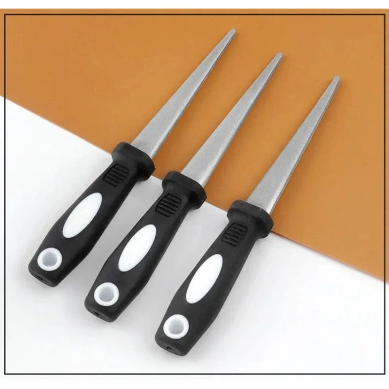 Half‑Round File with Black‑White Handle, Handheld Knife Sharpener Sharpening Rod Stone for Kitchen Knives
Half‑Round File with Black‑White Handle, Handheld Knife Sharpener Sharpening Rod Stone for Kitchen Knives