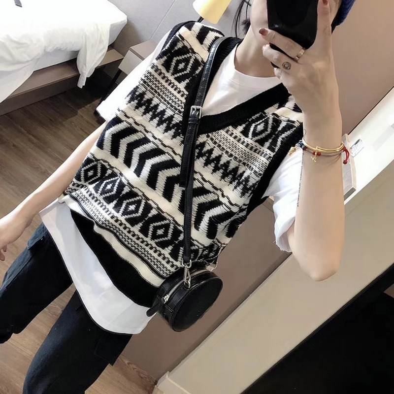 Autumn Winter New Sle Women's Wool Vest ort Svel Knitted Sweater Loose Fit V-Ne Commute Faion Bal oulder
Autumn Winter New Sle Women's Wool Vest ort Svel Knitted Sweater Loose Fit V-Ne Commute Faion Bal oulder