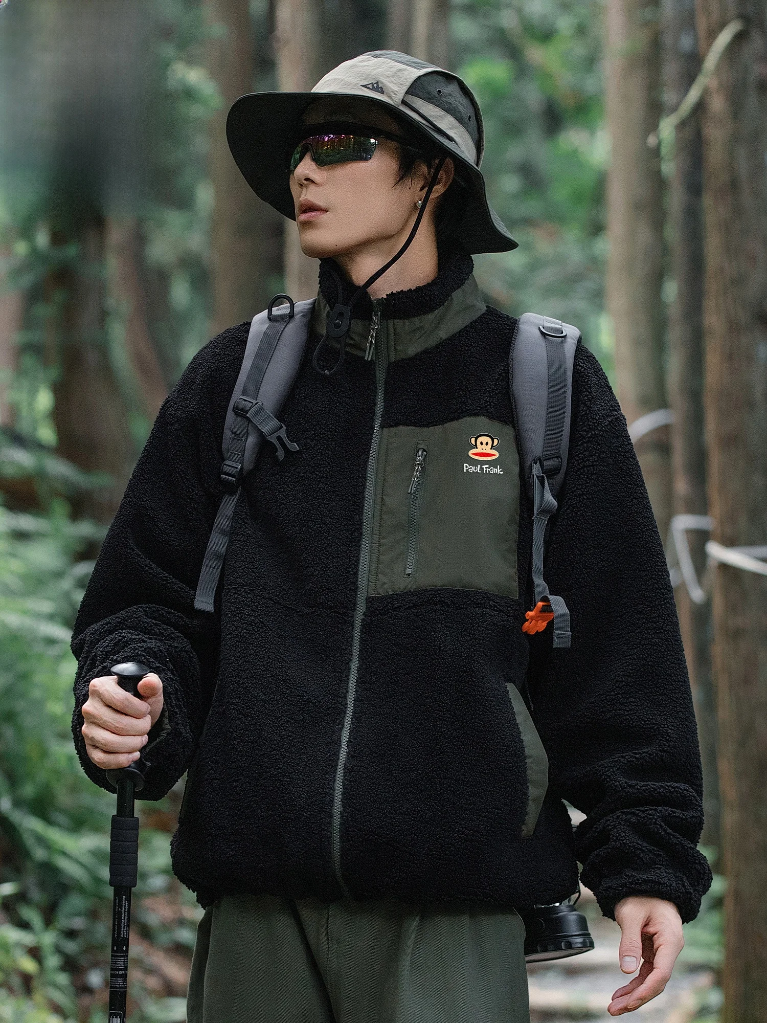 PaulFrank Double-Sided Winter Jaet for Men Outdoor Warmth Plu Monkey Print Casual Long Sve Zipper Closure Coat
PaulFrank Double-Sided Winter Jaet for Men Outdoor Warmth Plu Monkey Print Casual Long Sve Zipper Closure Coat