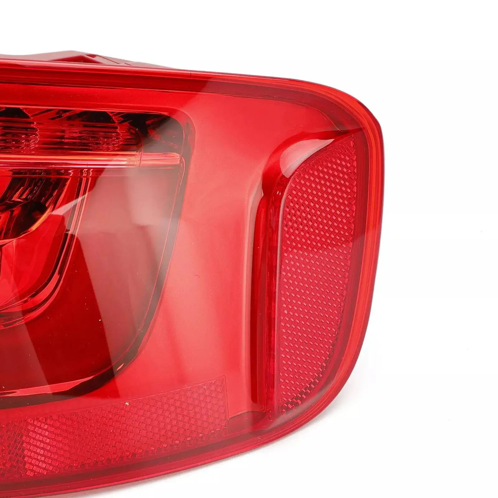 8K5945096AC Replace Parts Rear Tail Light Lamp for Audi A4 Prestige 15
8K5945096AC Replace Parts Rear Tail Light Lamp for Audi A4 Prestige 15