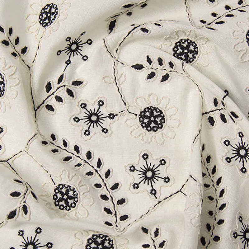 Vintage full-width embroidered 3D cotton cord lace fabric for women's clothing, dresses, home decoration, DIY sewing textiles
Vintage full-width embroidered 3D cotton cord lace fabric for women's clothing, dresses, home decoration, DIY sewing textiles