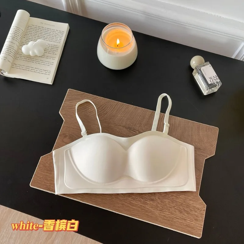 Push Up Removable Strap Bra Soft Seamless Wireless Strapless Support Bra
Push Up Removable Strap Bra Soft Seamless Wireless Strapless Support Bra