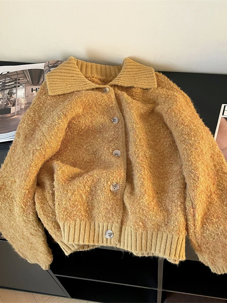 Women Cardigan Sweater with Collar Harajuku Aesthetic Oversize Long Sleeves Sweater Jumper Vintage Y2k 2000s Clothes Autumn 2024
Women Cardigan Sweater with Collar Harajuku Aesthetic Oversize Long Sleeves Sweater Jumper Vintage Y2k 2000s Clothes Autumn 2024