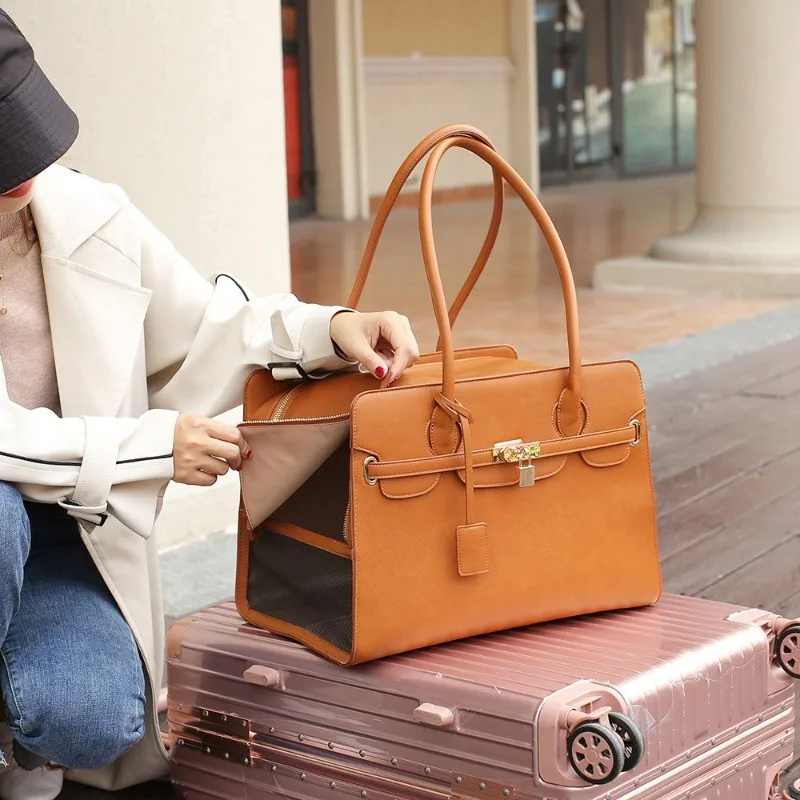 Luxury PU Leather Dog Carrier, Pet Cats Carrier Purse Soft-Sided Leather Handbag Pet Bag for Small Dogs Puppy and Cat Chihuahua
Luxury PU Leather Dog Carrier, Pet Cats Carrier Purse Soft-Sided Leather Handbag Pet Bag for Small Dogs Puppy and Cat Chihuahua