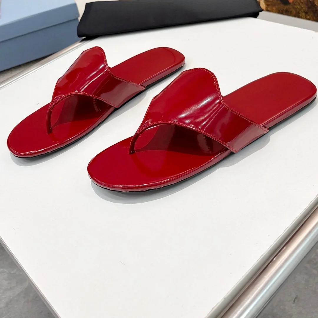 Luxury Brand Women's Sandals Flip-flops Slides Fashion Slides Outdoor Sandals Beach Sandals Upper: Genuine Leather Flat Slides
Luxury Brand Women's Sandals Flip-flops Slides Fashion Slides Outdoor Sandals Beach Sandals Upper: Genuine Leather Flat Slides