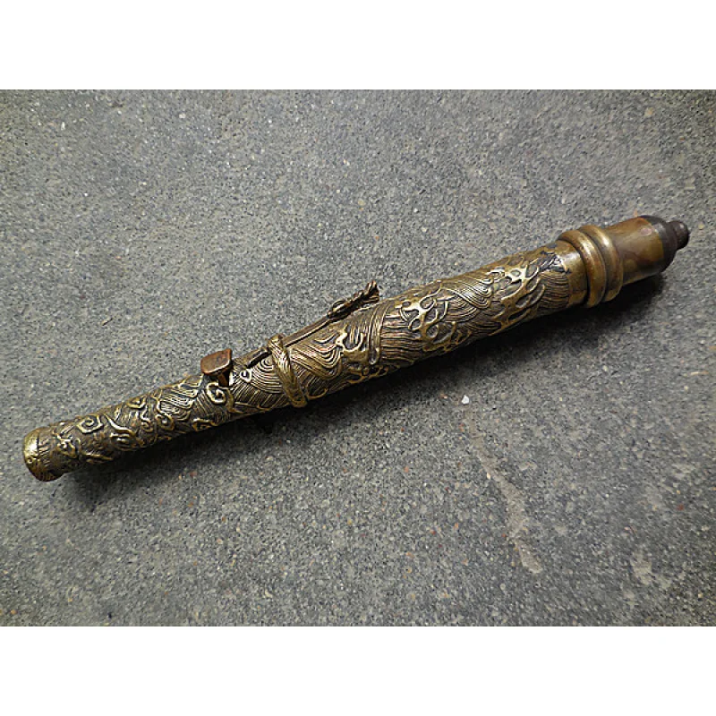 Antique and Miscellaneous Items Folk Collectibles Solid Copper Coiled Dragon Sleeve Sword Ancient Hidden Weapons Cold Weapon Col
Antique and Miscellaneous Items Folk Collectibles Solid Copper Coiled Dragon Sleeve Sword Ancient Hidden Weapons Cold Weapon Col