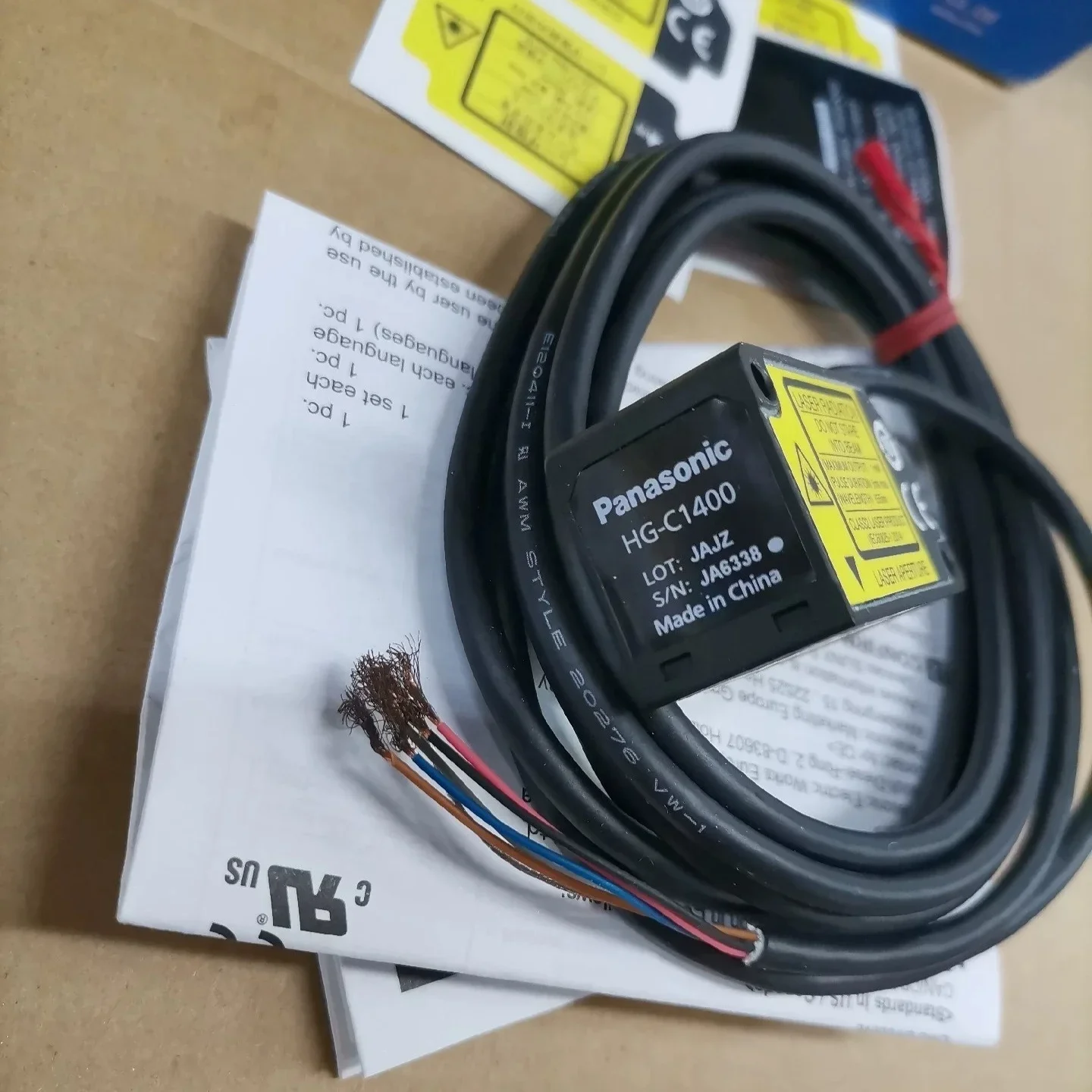 Good price original Measurement center 400mm 15.748 in type CMOS type analog displacement sensor for HG-C1400
Good price original Measurement center 400mm 15.748 in type CMOS type analog displacement sensor for HG-C1400
