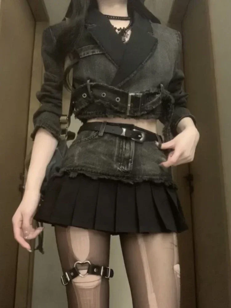 Retro French Sweet Design Skirt Set Women Short Denim Coat + Mini Pleated Skirt Streetwear Korea Chic Design Y2k New 2 Piece Set
Retro French Sweet Design Skirt Set Women Short Denim Coat + Mini Pleated Skirt Streetwear Korea Chic Design Y2k New 2 Piece Set