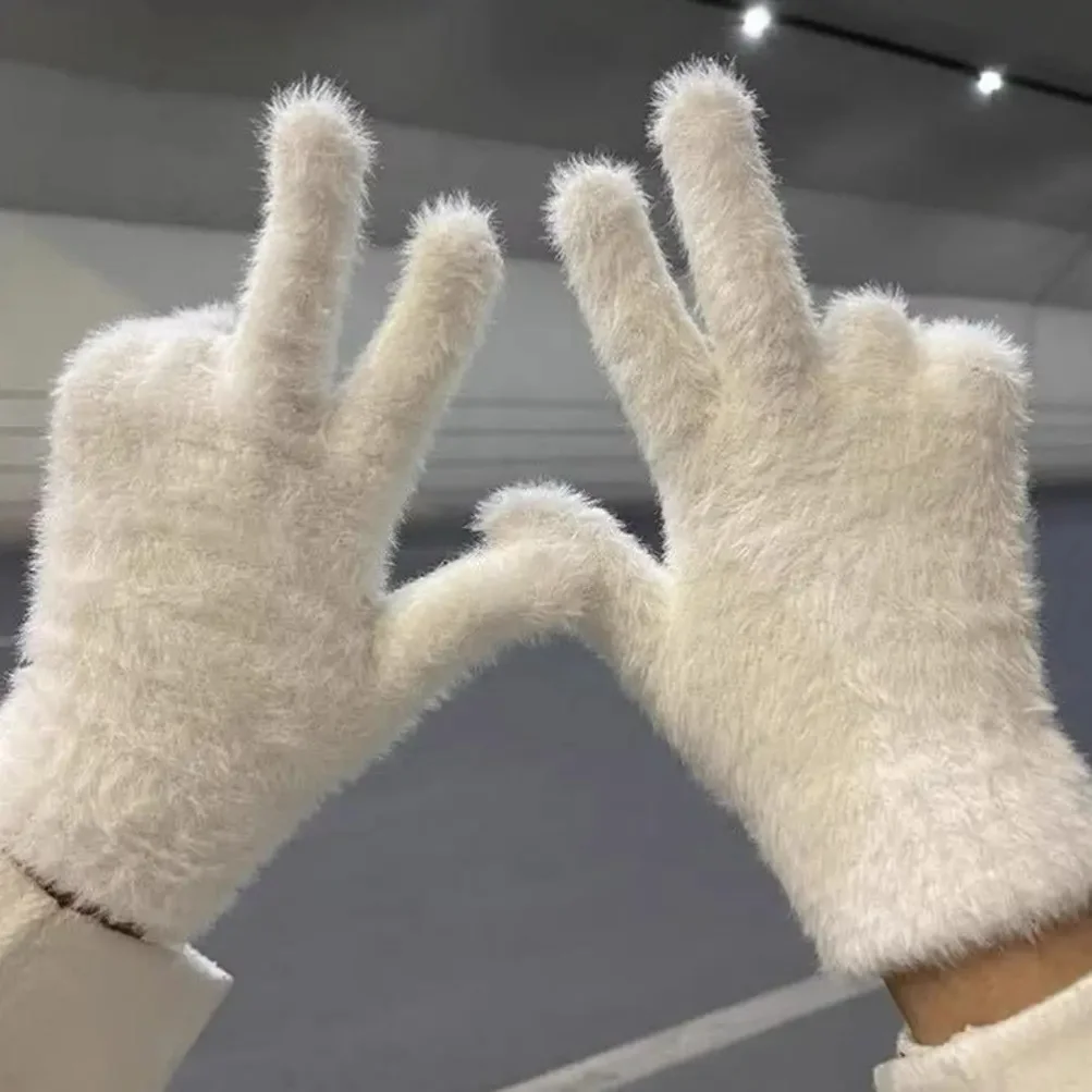 Fashion Winter Mink Velvet Five Finger Gloves Plush Warm Cold-proof Gloves Women Outdoors Cycling Solid Color Wistiti Mittens
Fashion Winter Mink Velvet Five Finger Gloves Plush Warm Cold-proof Gloves Women Outdoors Cycling Solid Color Wistiti Mittens