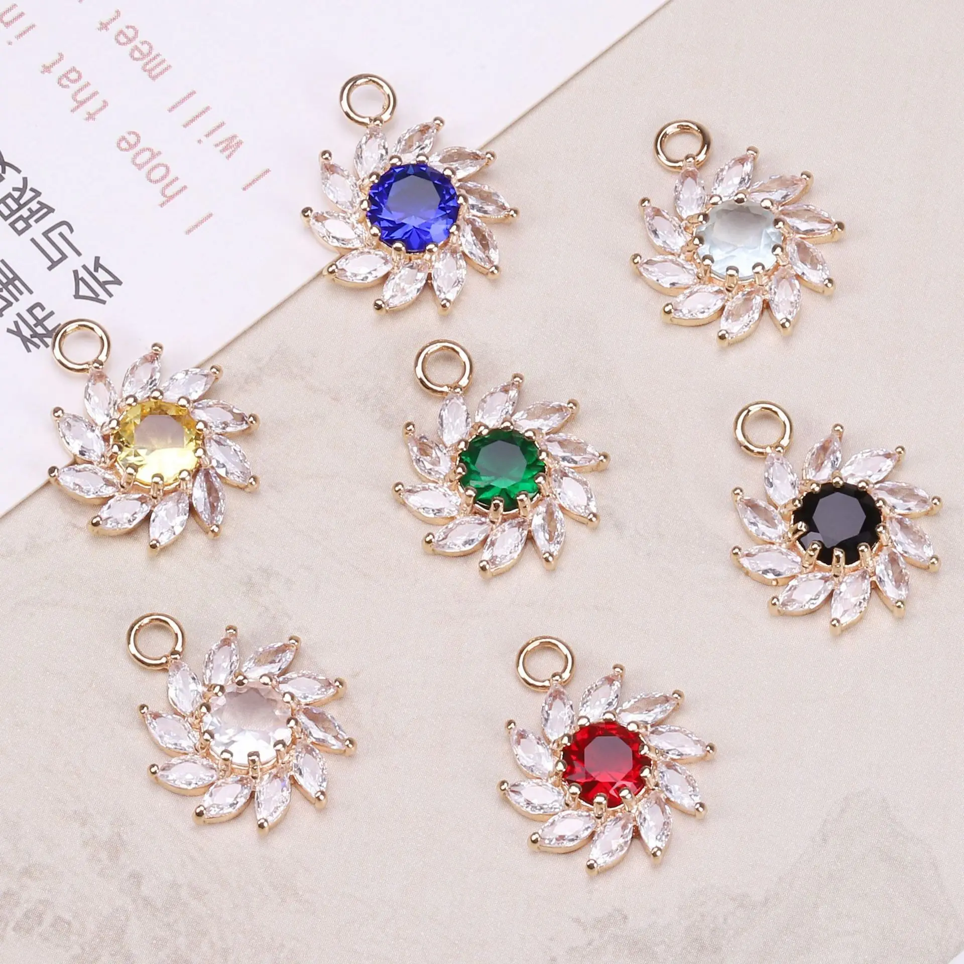 10pcs/ Bag Hot selling gold-plated rhinestone sunflower snowflake pendant DIY accessory earrings necklace pendant
10pcs/ Bag Hot selling gold-plated rhinestone sunflower snowflake pendant DIY accessory earrings necklace pendant