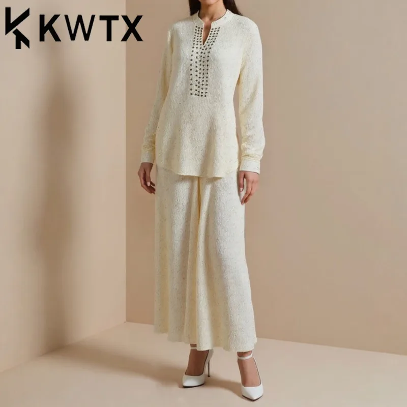 KWTX Women’s Beige 2PC Outfit Beaded Printed Shirt & Midi Skirt Set Casual Elegant Luxury Vintage Spring Summer 2025
KWTX Women’s Beige 2PC Outfit Beaded Printed Shirt & Midi Skirt Set Casual Elegant Luxury Vintage Spring Summer 2025