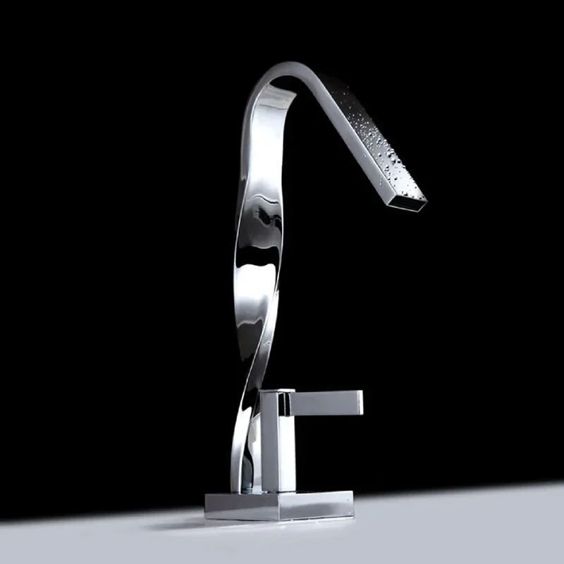 Смесители для раковины для ванной комнаты Waterfall черного/матового золота с одним держателем на палубе
Смесители для раковины для ванной комнаты Waterfall черного/матового золота с одним держателем на палубе