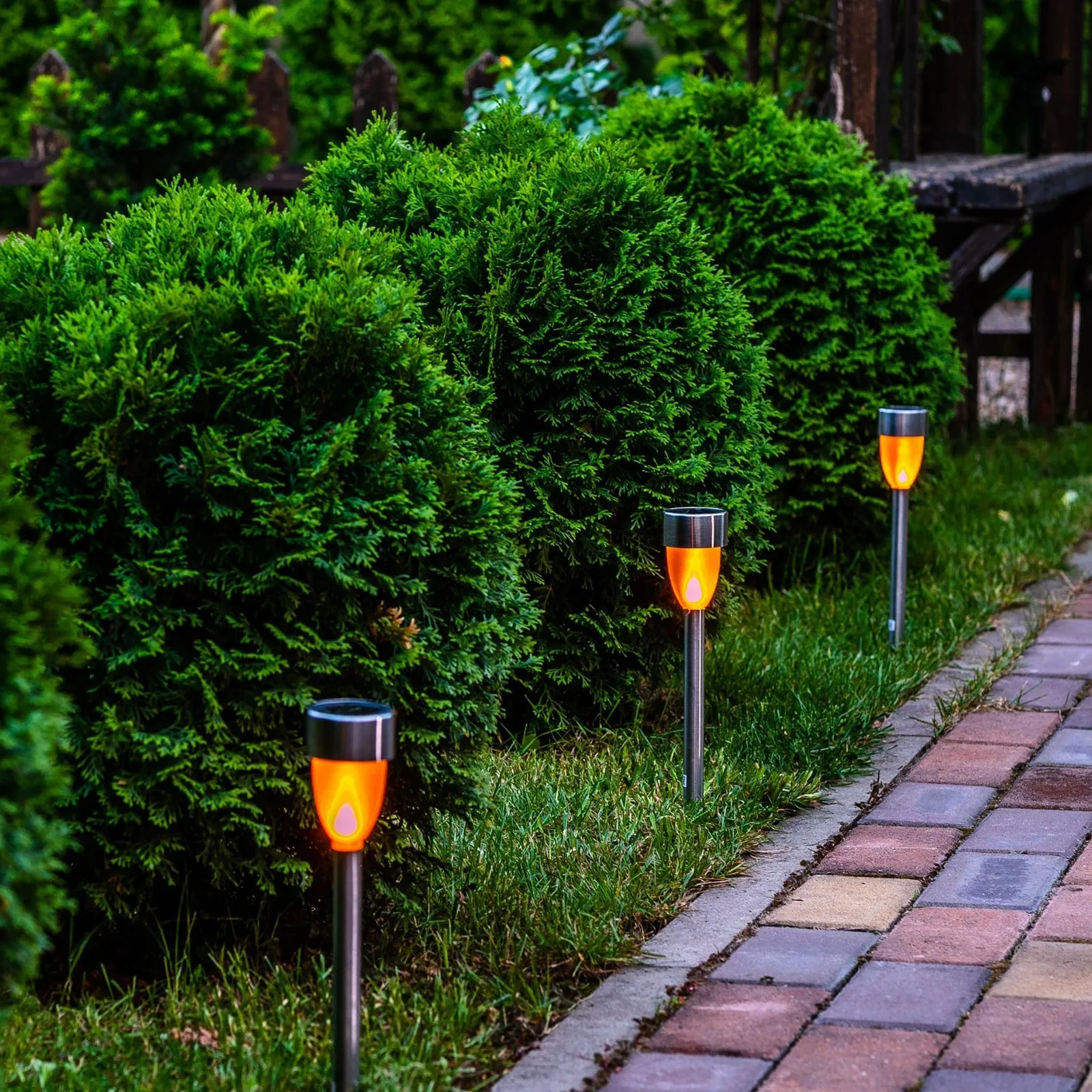 10Pcs Light Stakes Replacement Metal Ground Stakes for Outdoor Solar Lights Yard Pathway Garden Use Ground Spikes
10Pcs Light Stakes Replacement Metal Ground Stakes for Outdoor Solar Lights Yard Pathway Garden Use Ground Spikes