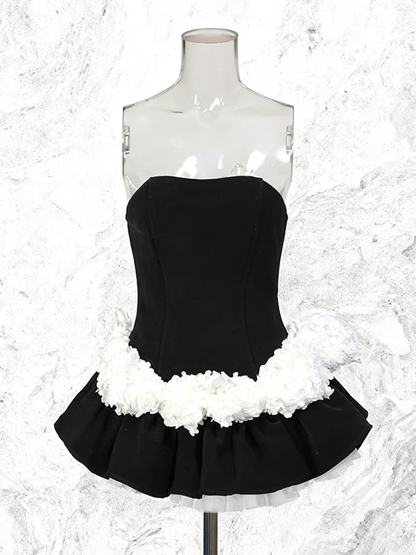 Sexy Spicy Girl Spring Summer Outfit Top Bottoms Set Women's Short Sleeve Tube Top Shorts Two Piece Set Floral Print
Sexy Spicy Girl Spring Summer Outfit Top Bottoms Set Women's Short Sleeve Tube Top Shorts Two Piece Set Floral Print
