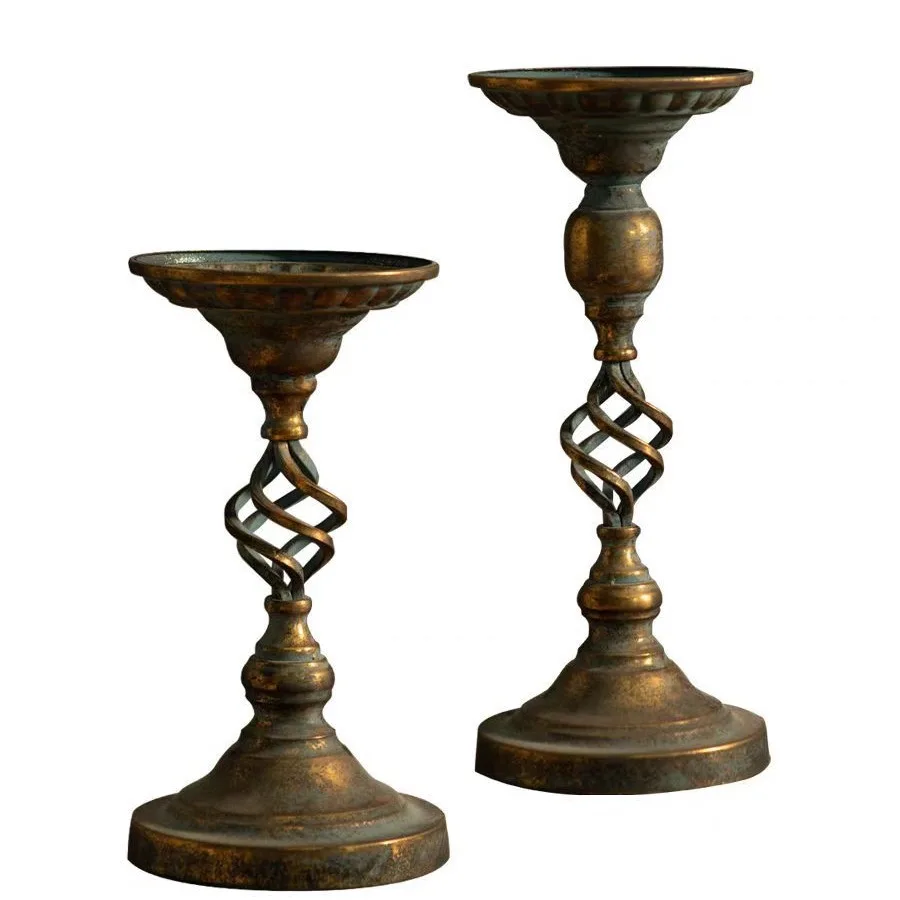 Make old candle holder restaurant romantic decoration props candlelight dinner ornament
Make old candle holder restaurant romantic decoration props candlelight dinner ornament