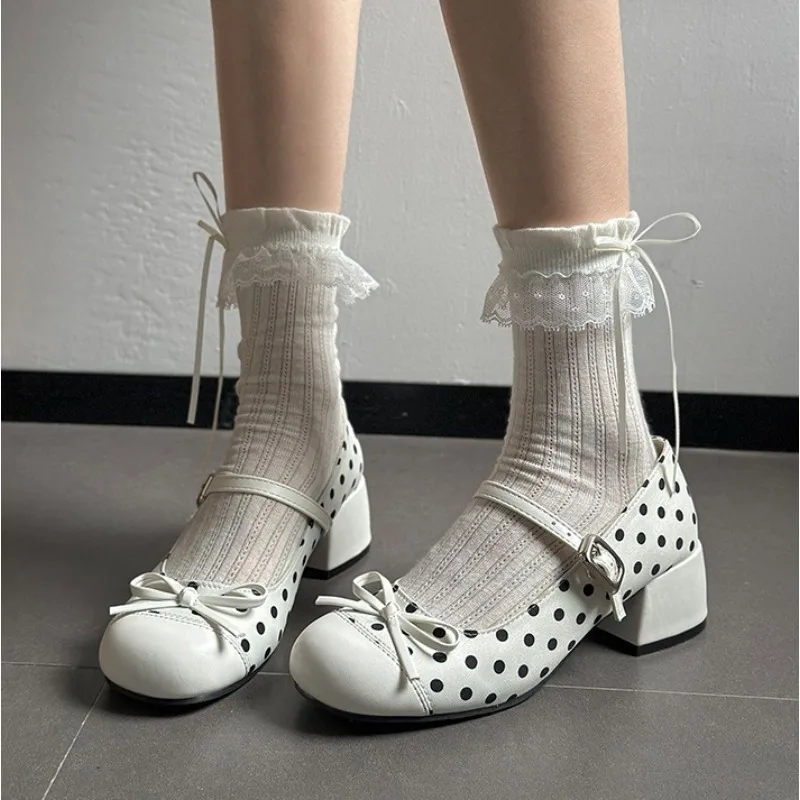 Cute Polka Dot Thick Heel Women Mary Jane Shoes Designer Buckle Strap Pumps Ladies Eelgant Butterfly-knot Dress Single Shoes
Cute Polka Dot Thick Heel Women Mary Jane Shoes Designer Buckle Strap Pumps Ladies Eelgant Butterfly-knot Dress Single Shoes