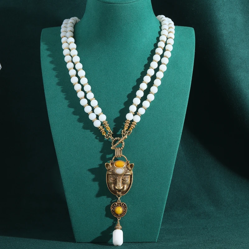 Vintage Layered White Beads Necklace Woman African Tiger Head Long Pendant Jewelry For Retro Wedding Accessories Antique Party
Vintage Layered White Beads Necklace Woman African Tiger Head Long Pendant Jewelry For Retro Wedding Accessories Antique Party