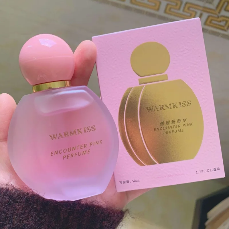 Women's Elegant Romantic Perfume Fresh Lasting Natural Light Fragrance Rose Musk Pheromone Charm Portable Couple Date Perfume
Women's Elegant Romantic Perfume Fresh Lasting Natural Light Fragrance Rose Musk Pheromone Charm Portable Couple Date Perfume