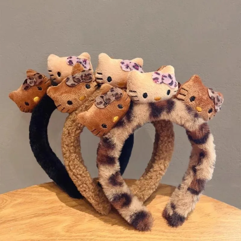 Sanrio Hello Kitty Plush Headband Cute Cat Doll Headband Face Wash Special Girls Cartoon Hair Accessories Plush Headband Gift
Sanrio Hello Kitty Plush Headband Cute Cat Doll Headband Face Wash Special Girls Cartoon Hair Accessories Plush Headband Gift