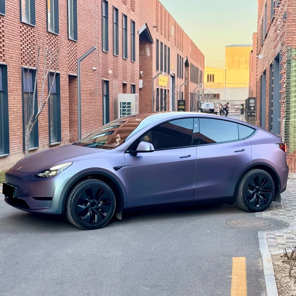 Матовая устойчивая к царапинам виниловая пленка фиолетово-серые металлические виниловые наклейки
Матовая устойчивая к царапинам виниловая пленка фиолетово-серые металлические виниловые наклейки