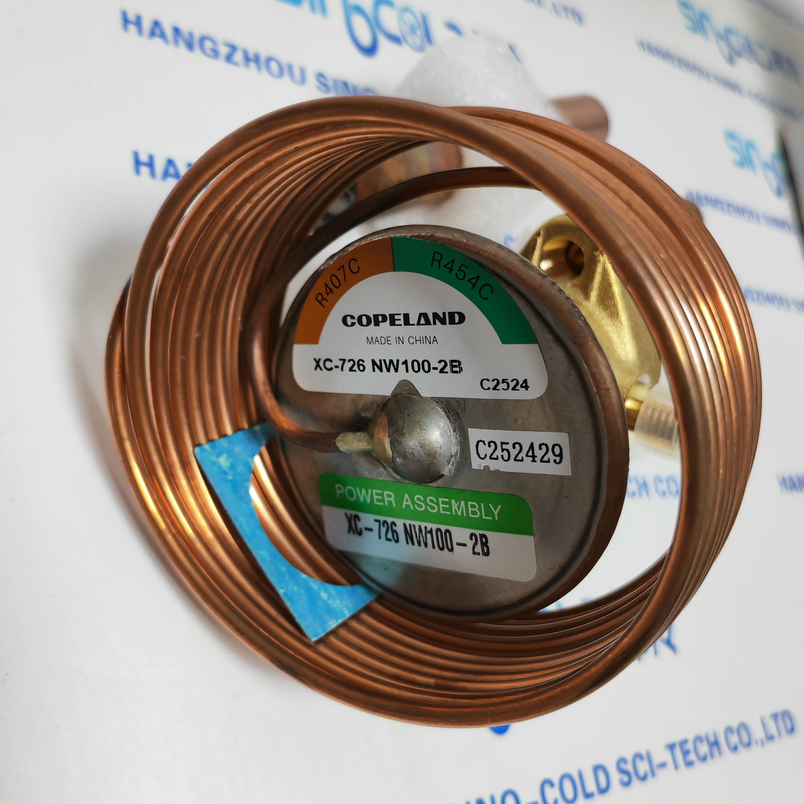 New Thermostatic Expansion Valve XC-726 NW100-2B Power Assembly Thermal Envelope for R407C R454C HVAC Refrigeration Systems
New Thermostatic Expansion Valve XC-726 NW100-2B Power Assembly Thermal Envelope for R407C R454C HVAC Refrigeration Systems