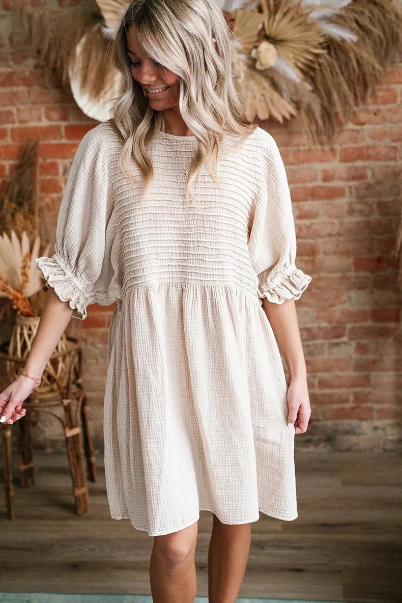 2025 Spring And Summer New Solid Color Dress Women Loose Casual Style Pleated Knee-Length Dresses Women Casual Beach Dress
2025 Spring And Summer New Solid Color Dress Women Loose Casual Style Pleated Knee-Length Dresses Women Casual Beach Dress
