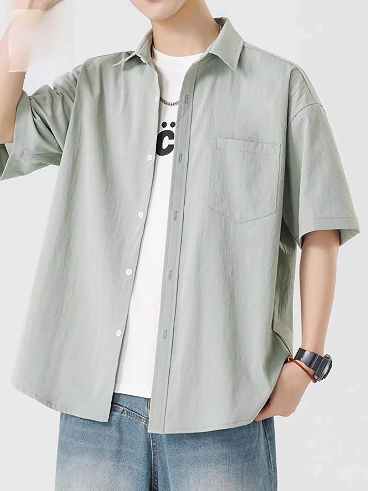 Мужская повседневная рубашка TUCANO: летняя, модная, свободного кроя, с отложным воротником, винтажная, трендовая, премиум-класса, для отдыха и досуга.
Мужская повседневная рубашка TUCANO: летняя, модная, свободного кроя, с отложным воротником, винтажная, трендовая, премиум-класса, для отдыха и досуга.