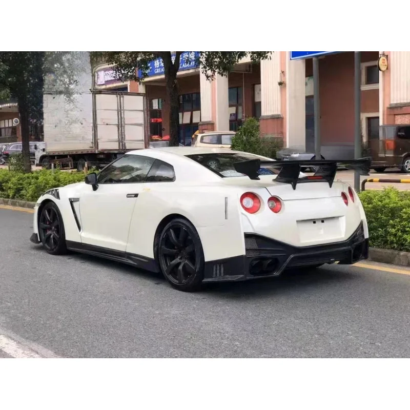 Carbon Fiber Rear Spoiler GT-R R35 (Modified and Upgraded Version)
Carbon Fiber Rear Spoiler GT-R R35 (Modified and Upgraded Version)