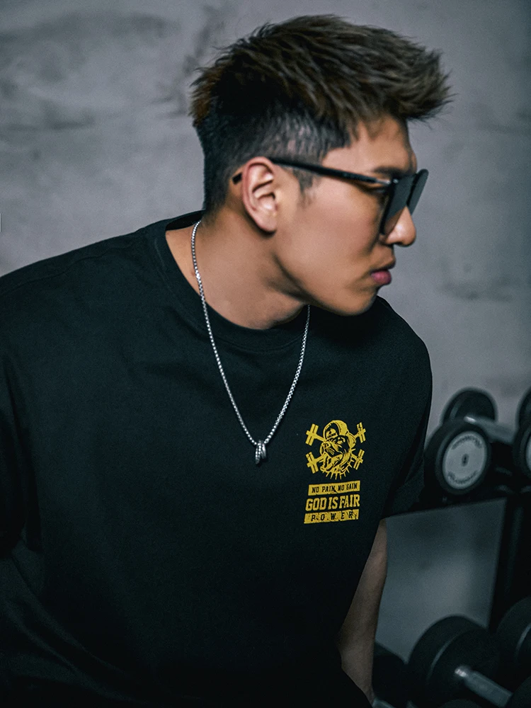 100% Cotton T-Shirt Sports Fitness Loose Men Breathable Comfortable Women Top Gym Training Sweat Short Sleeve Fashion Shirt
100% Cotton T-Shirt Sports Fitness Loose Men Breathable Comfortable Women Top Gym Training Sweat Short Sleeve Fashion Shirt