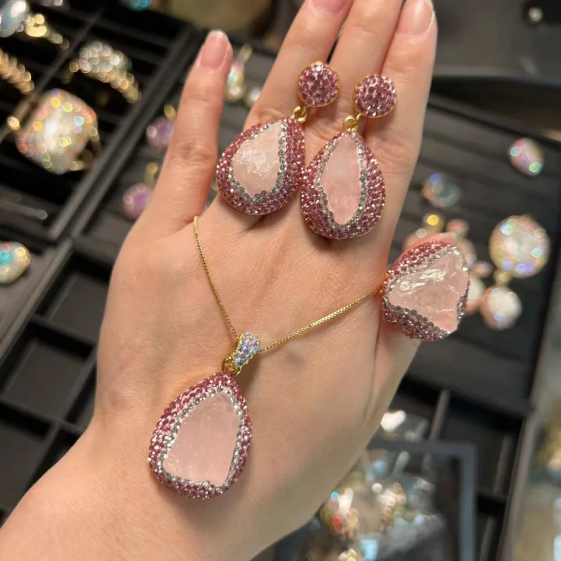 Natural irregular powder crystal raw stone collarbone chain earrings rings women's jewelry set simple necklace accessories
Natural irregular powder crystal raw stone collarbone chain earrings rings women's jewelry set simple necklace accessories