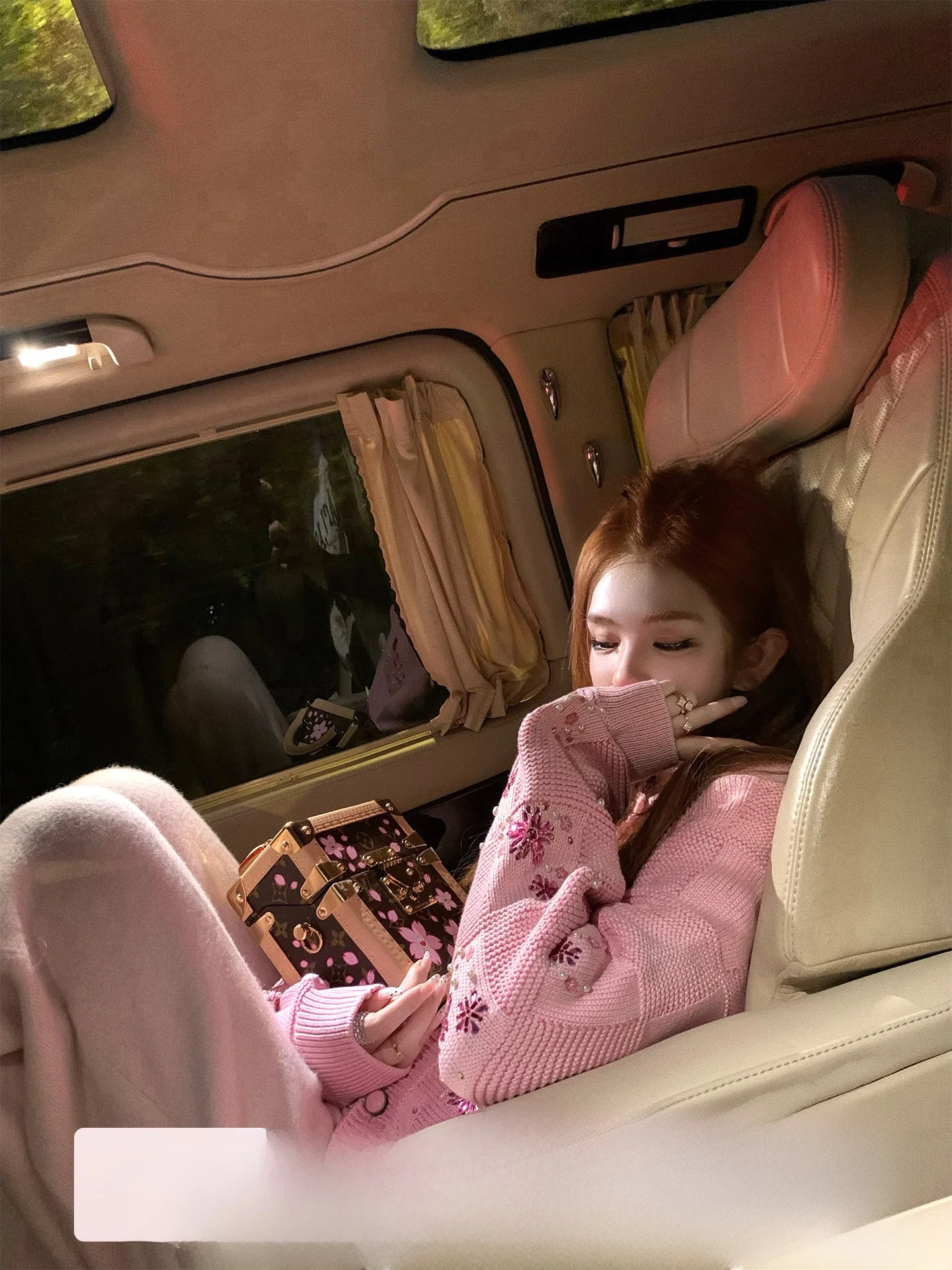 Sakura Pink Diamond Long Velvet Cotton Knitted Open Cardigan White Half Skirt Set Women's Daily Wear Spring Summer Autumn
Sakura Pink Diamond Long Velvet Cotton Knitted Open Cardigan White Half Skirt Set Women's Daily Wear Spring Summer Autumn