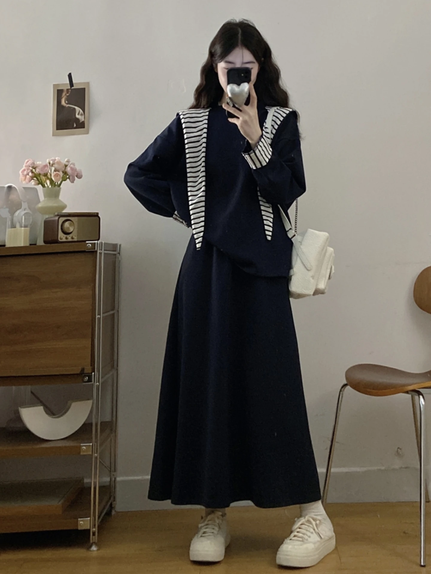 Spring Autumn Women's plus Size Hooded Scarf Sweatshirt Top Half Skirt Two Piece Set High End Feelings Casual Fashion Ensemble
Spring Autumn Women's plus Size Hooded Scarf Sweatshirt Top Half Skirt Two Piece Set High End Feelings Casual Fashion Ensemble