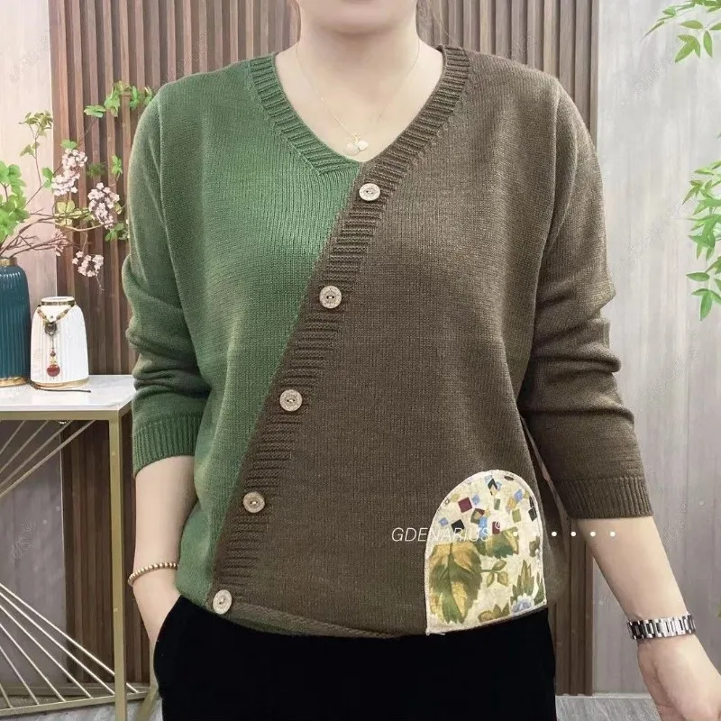 Women's Fashion Contrast Color Patch Buttons Design Knitted Sweater Autumn Casual O Neck Long Sleeve Loose Pullover Tops Jumpers
Women's Fashion Contrast Color Patch Buttons Design Knitted Sweater Autumn Casual O Neck Long Sleeve Loose Pullover Tops Jumpers