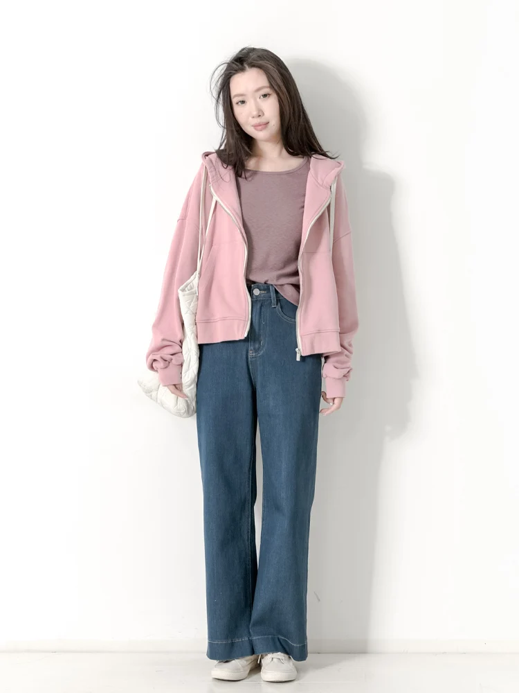 Утягивающие винтажные широкие джинсы с высокой талией, прямые синие джинсовые брюки, женские новые весенне-осенние брюки больших размеров
Утягивающие винтажные широкие джинсы с высокой талией, прямые синие джинсовые брюки, женские новые весенне-осенние брюки больших размеров