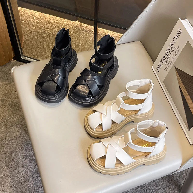 New Sandals Fashion Simple Soft Soled Girl Shoes Anti Slip Comfort Casual Kid Shoe Beach Daily Classic Roman Shoe 2025 Босоножки
New Sandals Fashion Simple Soft Soled Girl Shoes Anti Slip Comfort Casual Kid Shoe Beach Daily Classic Roman Shoe 2025 Босоножки