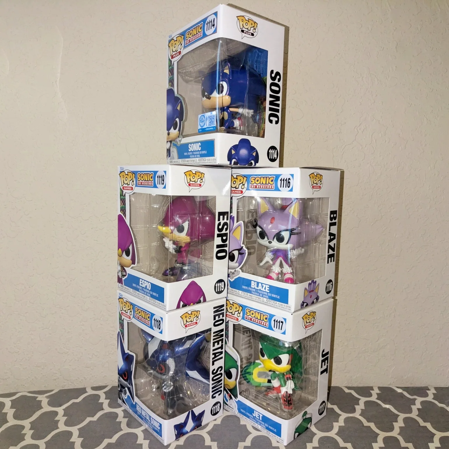 Plus Sonic Figure (Pearlescent)1114 FUNKO POP Sonic The Hedgehog 4 inch Vinyl Figure Limited Edition Desktop decoration Toy Gift
Plus Sonic Figure (Pearlescent)1114 FUNKO POP Sonic The Hedgehog 4 inch Vinyl Figure Limited Edition Desktop decoration Toy Gift