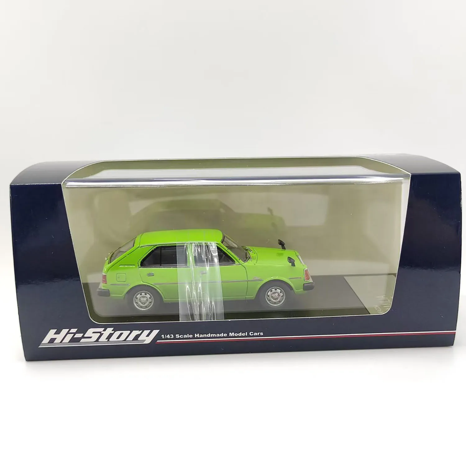 Hi-Story 1:43 Scale Mazda FAMILIA Super Custom 1978 resin Car Model
Hi-Story 1:43 Scale Mazda FAMILIA Super Custom 1978 resin Car Model