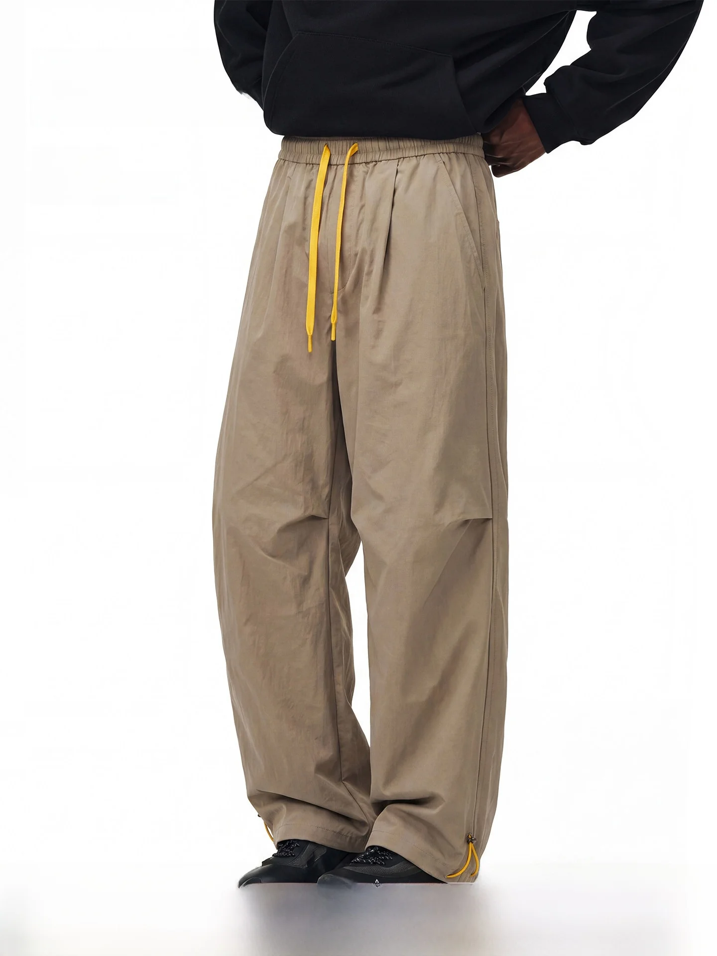 Artannie Men's Casual Outdoor Sports Pants Quick Dry Straight Leg Summer New American Style Hiking Long Trousers Nylon Fiber
Artannie Men's Casual Outdoor Sports Pants Quick Dry Straight Leg Summer New American Style Hiking Long Trousers Nylon Fiber