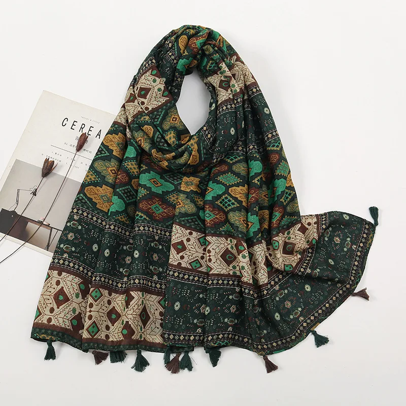 Retro Patchwork Floral Long Scarf Cotton Linen Feel Silk Women's Outerwear Travel Shoulder Shawl Spring Autumn Polyester Fiber
Retro Patchwork Floral Long Scarf Cotton Linen Feel Silk Women's Outerwear Travel Shoulder Shawl Spring Autumn Polyester Fiber