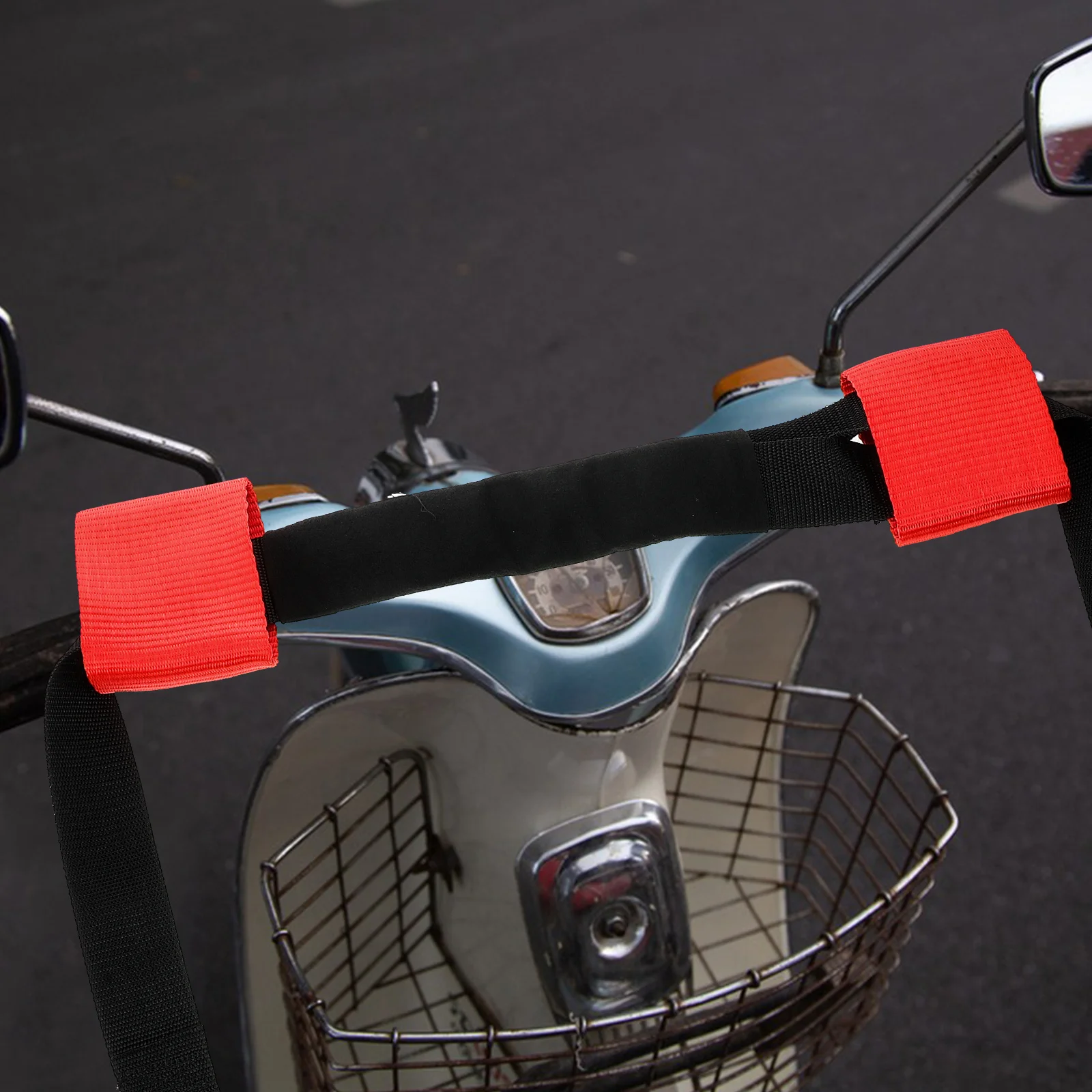 Motorcycle Handlebar Strap Heavy Duty Nylon Tie Down Straps For Trailer Hauling Wide Handle Bars Secure Transport
Motorcycle Handlebar Strap Heavy Duty Nylon Tie Down Straps For Trailer Hauling Wide Handle Bars Secure Transport