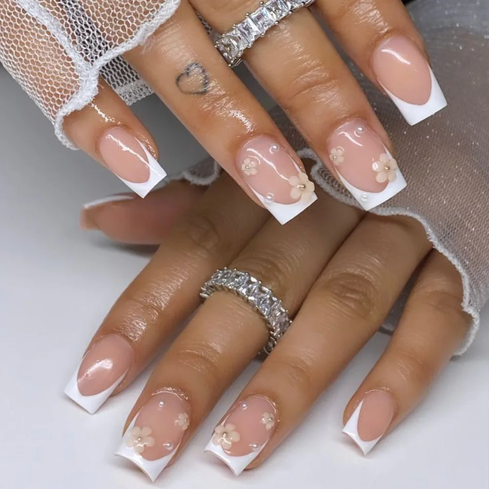 2026 New Simple Floral Pearl Sweet 24-Piece French White Edge Nail Tips
2026 New Simple Floral Pearl Sweet 24-Piece French White Edge Nail Tips