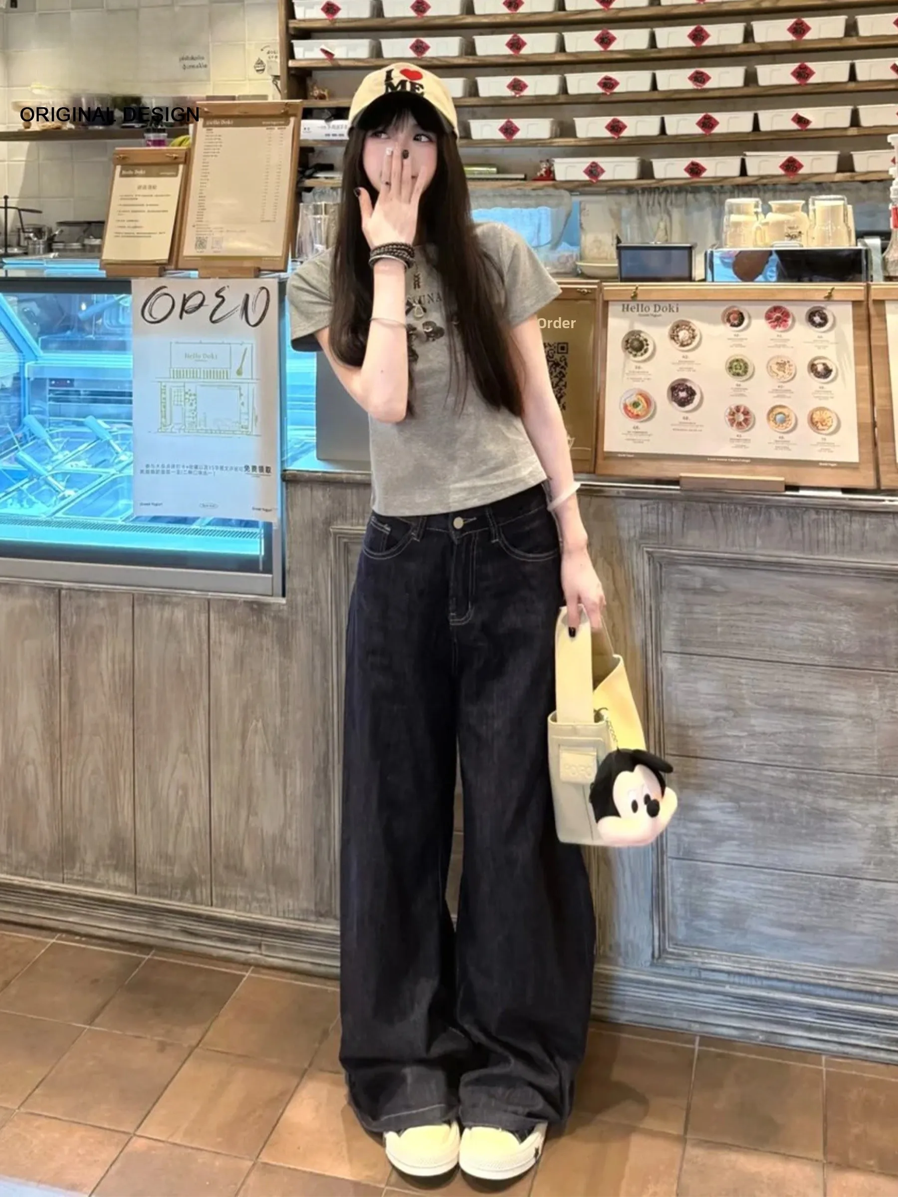 Deep Blue American Retro Wide Leg Jeans Women's Loose Slim Straight Pants Spring Casual High Waist Denim Spring 2026 New Style
Deep Blue American Retro Wide Leg Jeans Women's Loose Slim Straight Pants Spring Casual High Waist Denim Spring 2026 New Style