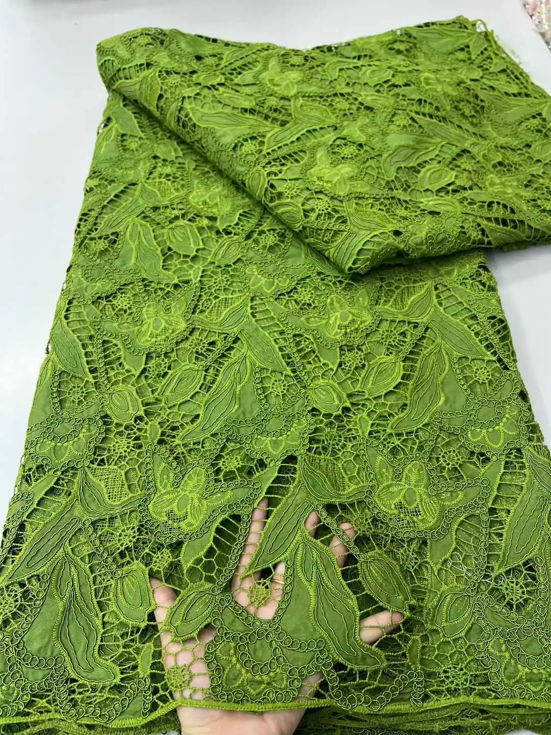 African Nigerian French Mesh Milk Silk Lace Fabric 2025 New Arrivals African Net Lace for Nigerian Bridal Wedding Dresses Sew
African Nigerian French Mesh Milk Silk Lace Fabric 2025 New Arrivals African Net Lace for Nigerian Bridal Wedding Dresses Sew