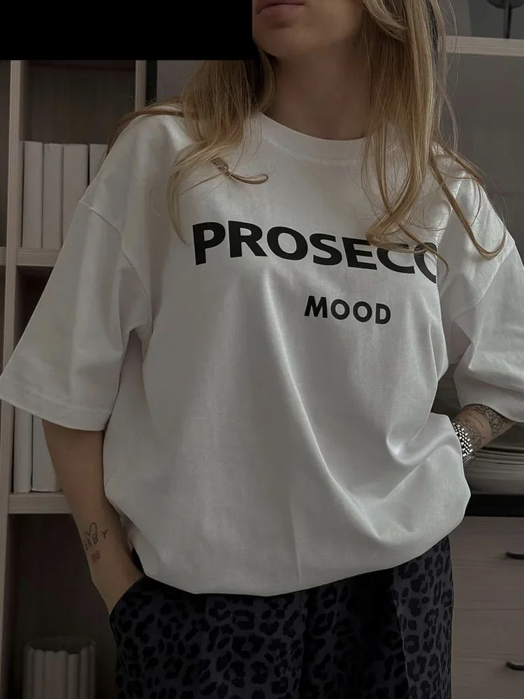 Letter Print T Shirt Women Harajuku New Basic Vintage Tee Casual Loose Chic O Neck Female Couple Tops Y2k Tops women clothing
Letter Print T Shirt Women Harajuku New Basic Vintage Tee Casual Loose Chic O Neck Female Couple Tops Y2k Tops women clothing