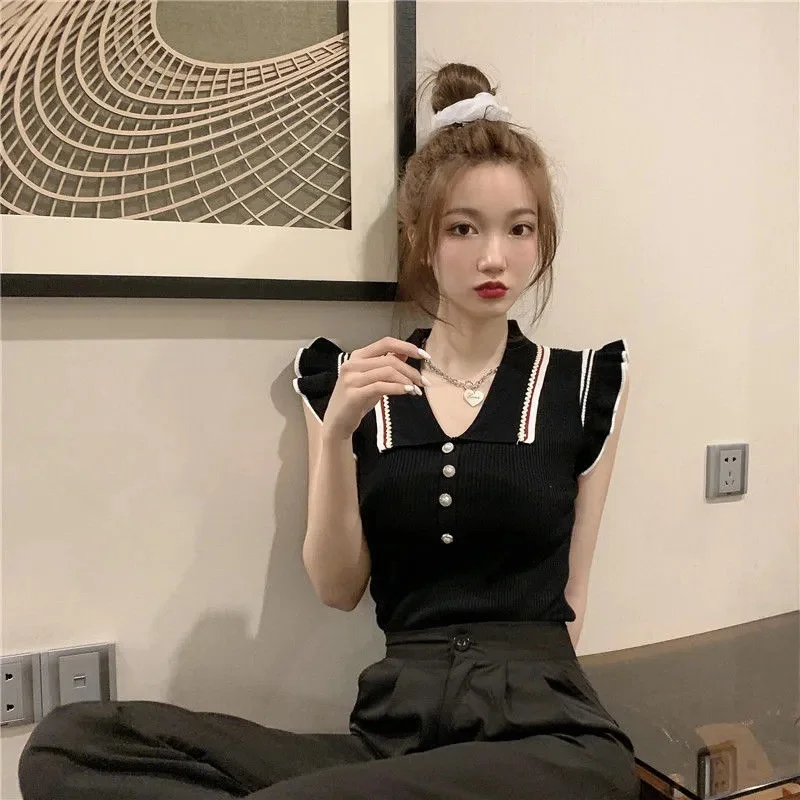 2023 New Women's Summer Thin Ice Silk Knitted Shirt Short Gentle Style Base Layer Top Slim Fit Neckline No Sleeve
2023 New Women's Summer Thin Ice Silk Knitted Shirt Short Gentle Style Base Layer Top Slim Fit Neckline No Sleeve