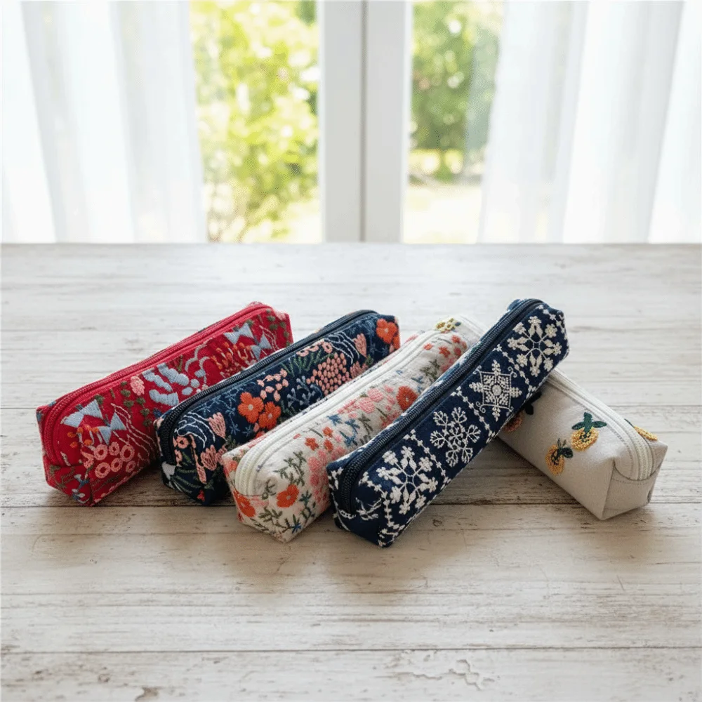 Sweet Flower Embroidered Pencil Case Print Desktop Storage Pencil Pouch Floral Large Capacity Korean Style Pen Bag School
Sweet Flower Embroidered Pencil Case Print Desktop Storage Pencil Pouch Floral Large Capacity Korean Style Pen Bag School