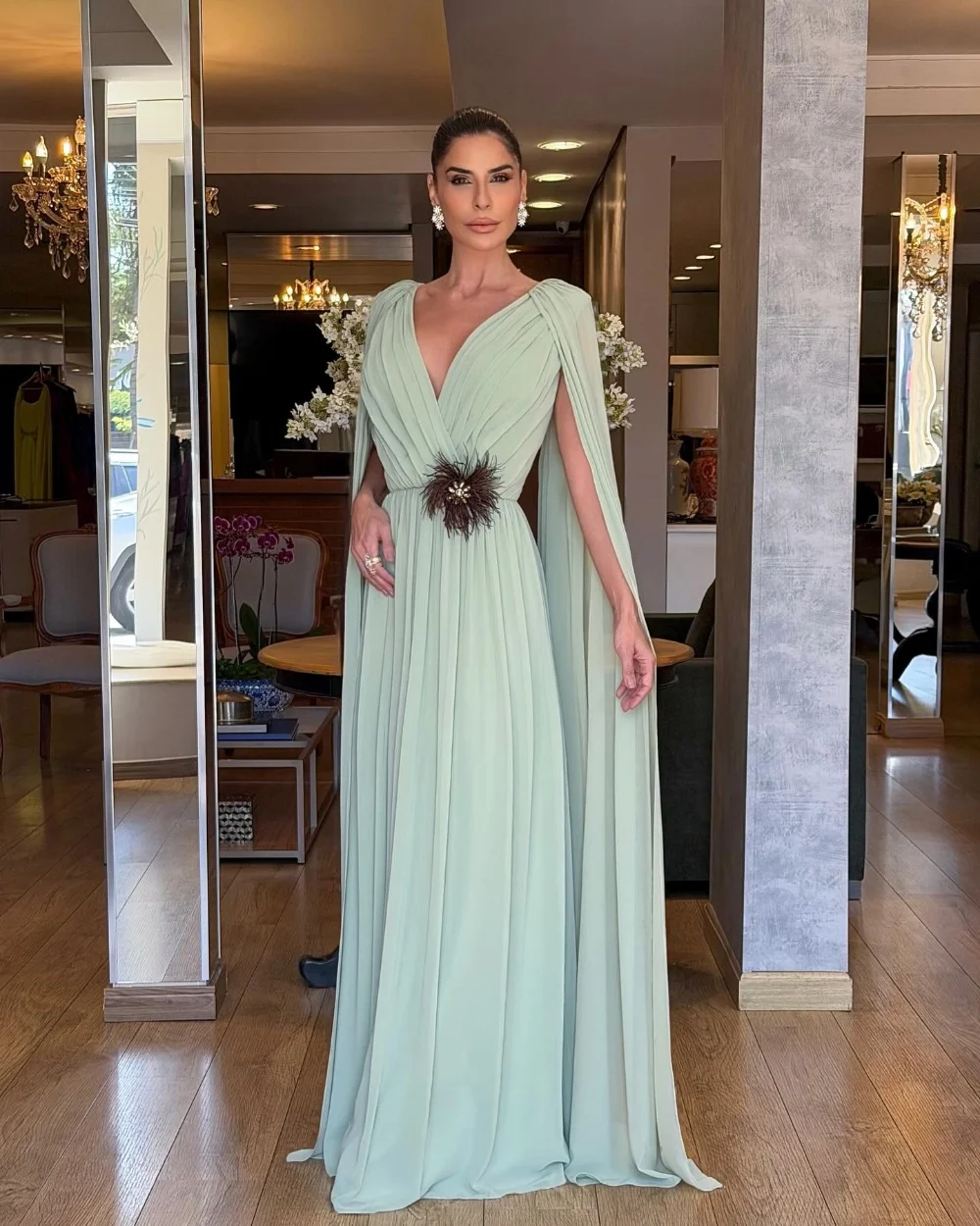 Customized Green Exquisite Casual Chiffon Handmade Flower Feather Rhinestone A-line V-neck Long Dresses Evening Dresses
Customized Green Exquisite Casual Chiffon Handmade Flower Feather Rhinestone A-line V-neck Long Dresses Evening Dresses