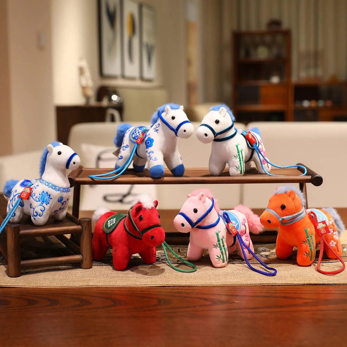 Blue And White Porcelain Patterned Small Horse Pendant Plush Toy Soft Animal Home Decoration Christmas Gift Children's Birthday
Blue And White Porcelain Patterned Small Horse Pendant Plush Toy Soft Animal Home Decoration Christmas Gift Children's Birthday